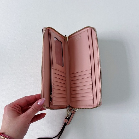 Kate Spade pink large bifold wallet - Picture 3 of 3